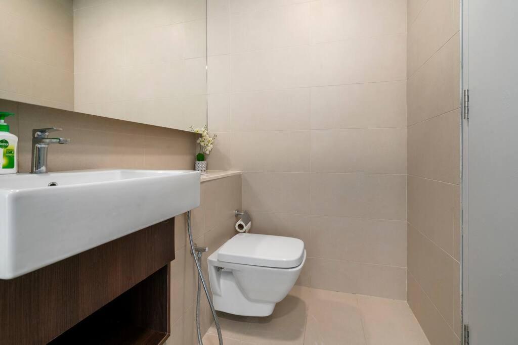 Apartment Kl East Mall-theridge-ps4-pool Table-netflix *